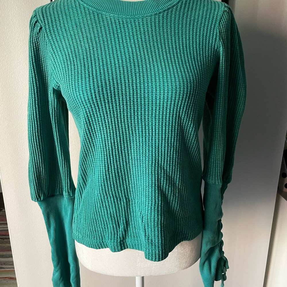 Waffle knit top with sleeve tie